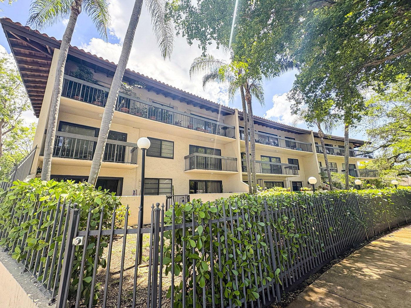 Futura Sansovino Condo